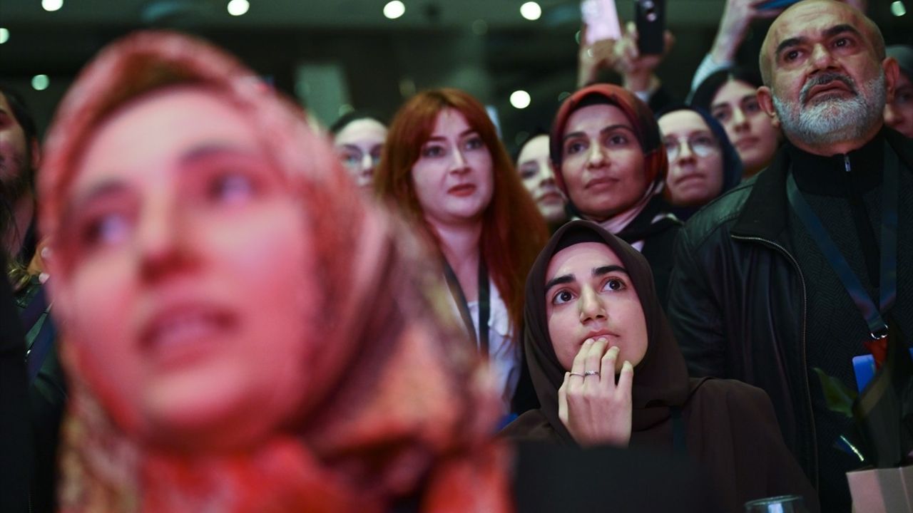 Bakan Tekin Öğretmenler Günü'nde Eğitim Vizyonunu Açıkladı