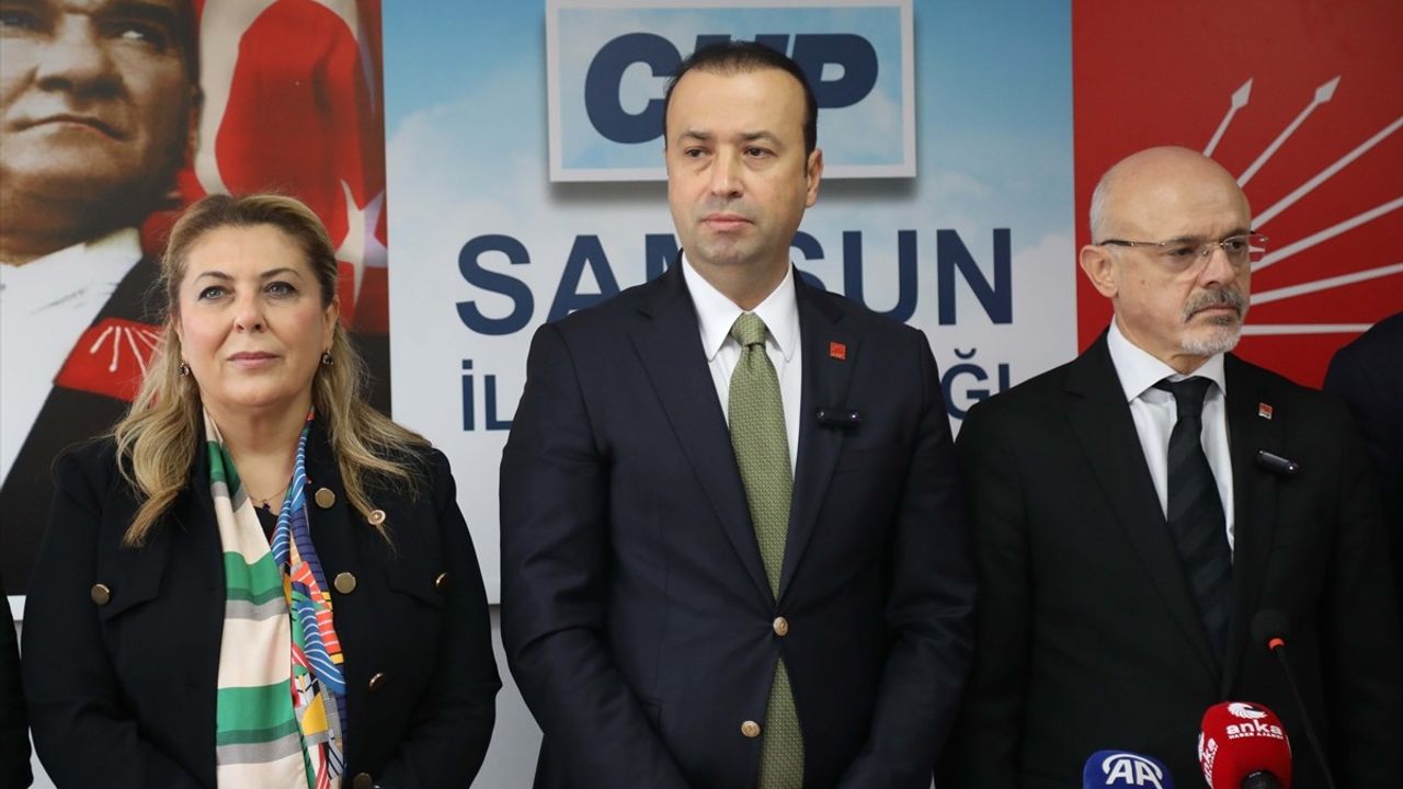 CHP Genel Başkan Yardımcısı Demir, Samsun'da Ekonomi Açıklamalarında Bulundu