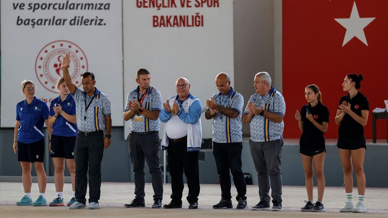 Emine Dursun ve Buket Öztürk Avrupa Kadınlar Volo Şampiyonası'nda Birinci Oldu