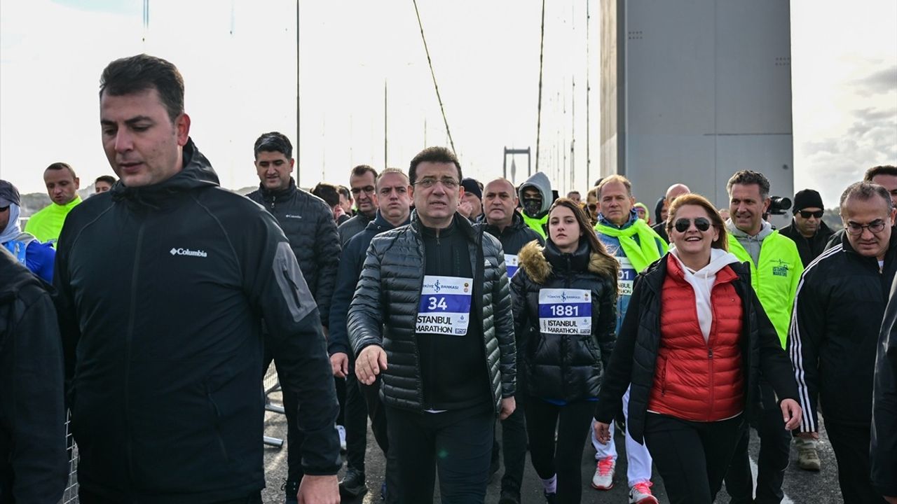 İBB Başkanı Ekrem İmamoğlu 46. İstanbul Maratonu'nda