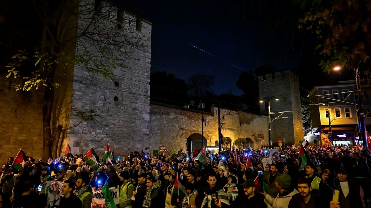 İstanbul'da Gazze Katliamına Protesto