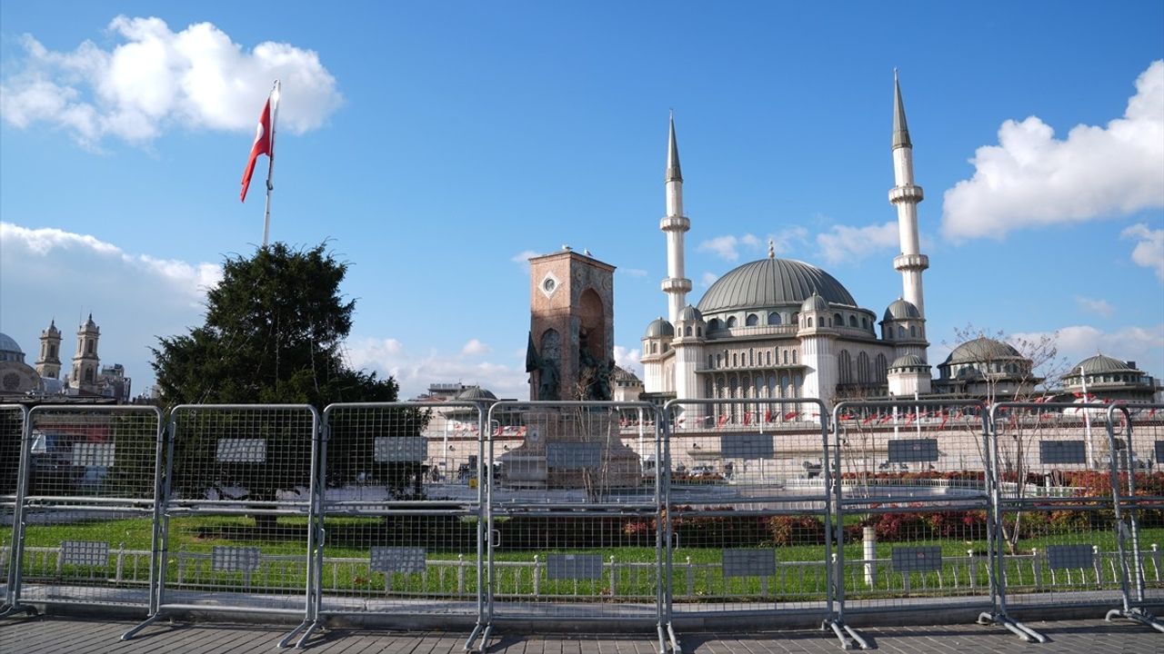 İstanbul'da Kadına Yönelik Şiddetle Mücadele Etkinlikleri Yasaklandı