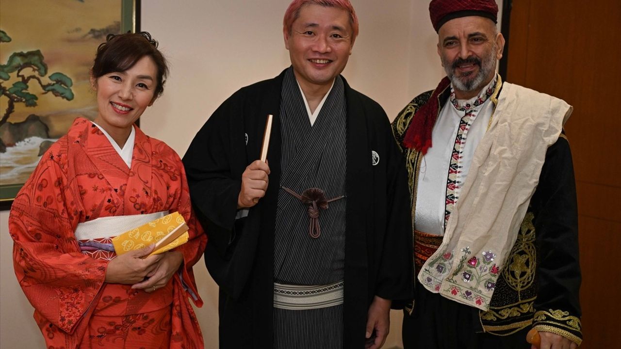 Japonya'nın Geleneksel Sanatı Rakugo: Dört Yüzyıllık Bir Hikaye