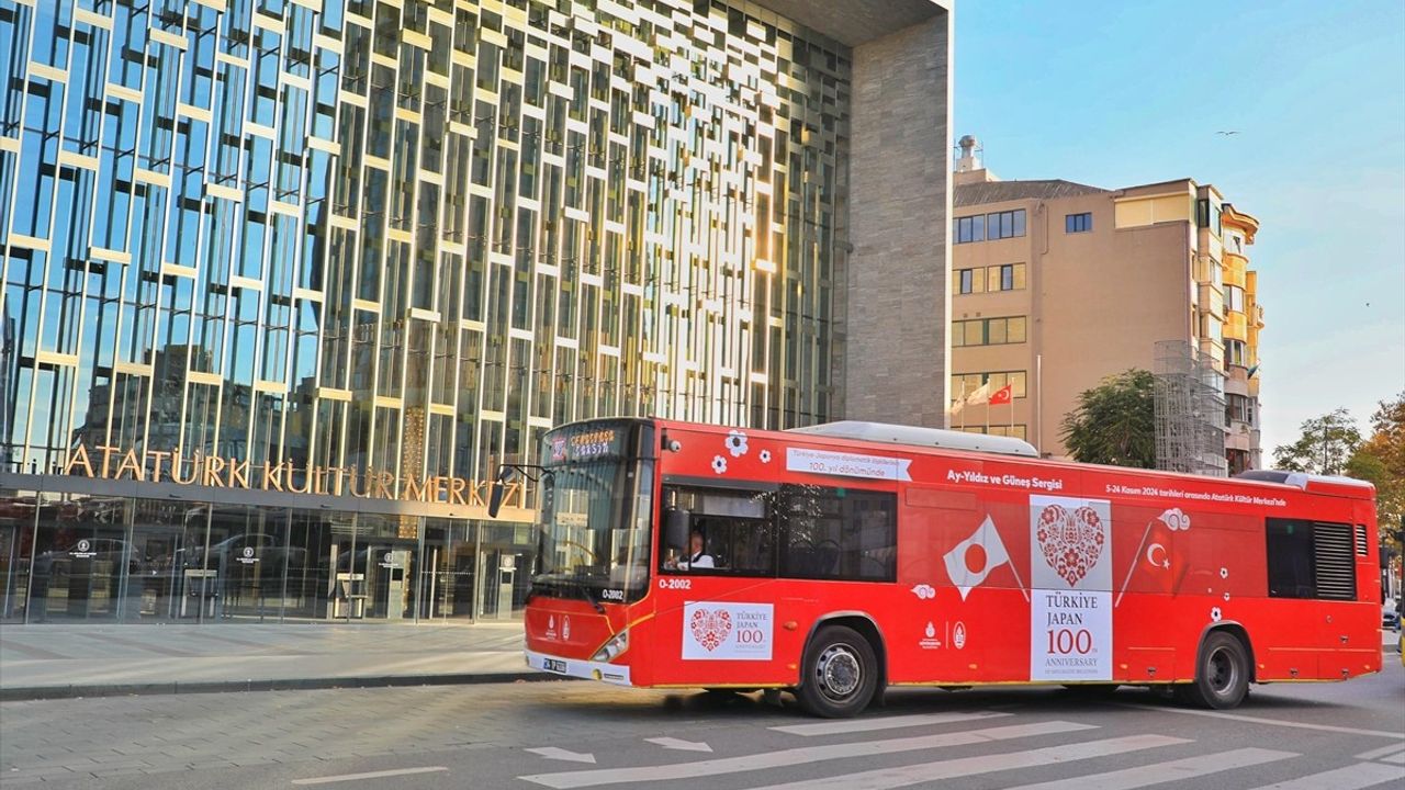 Japonya-Türkiye Diplomasisinin 100. Yılına Özel İETT Otobüsü Hizmette