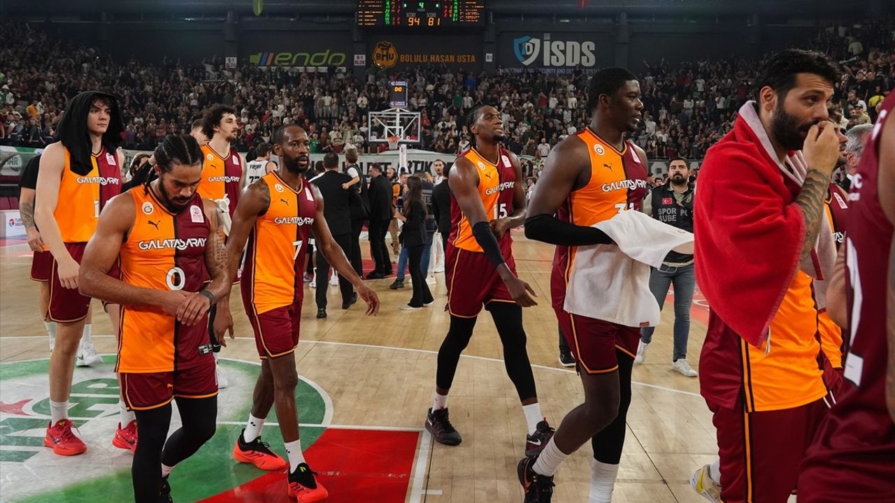 Karşıyaka, Galatasaray'ı 94-81 Geçti