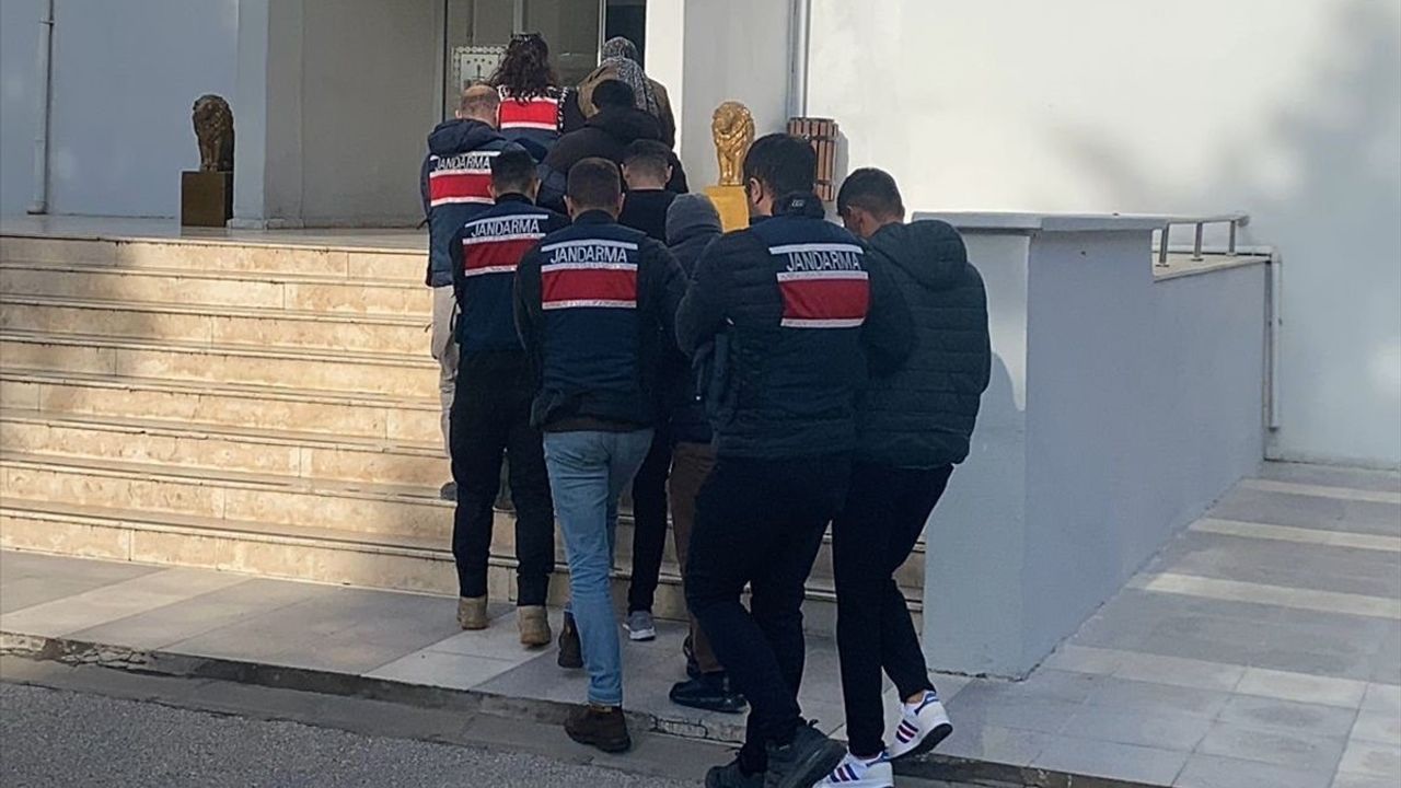 Manisa'da PKK/KCK Operasyonu: 6 Şüpheli Yakalandı