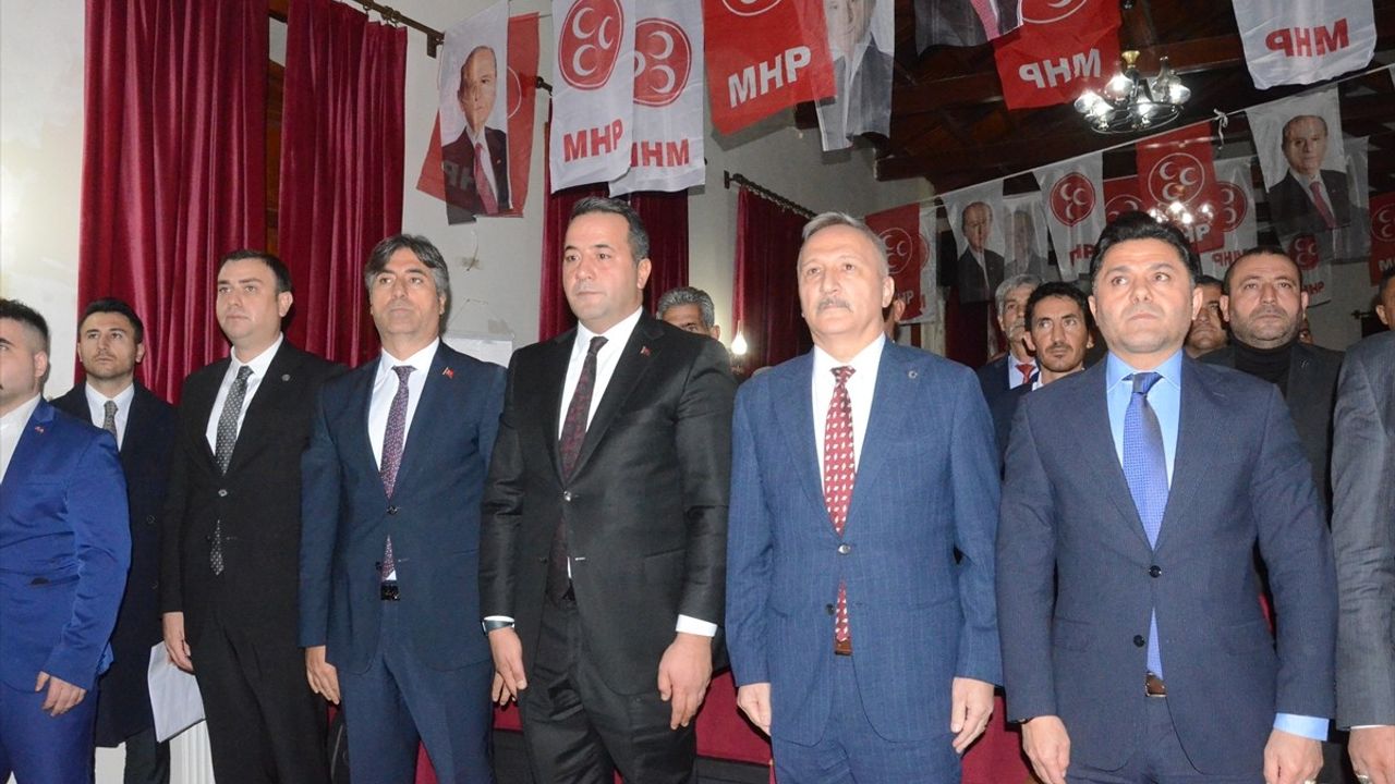 MHP'li Yurdakul Kars'ta Emperyalist Tehditlere Dikkat Çekti