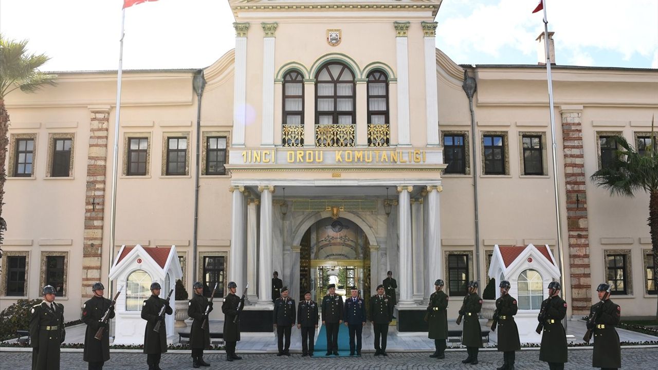 Orgeneral Metin Gürak Ege Ordusu'nda İncelemelerde Bulundu