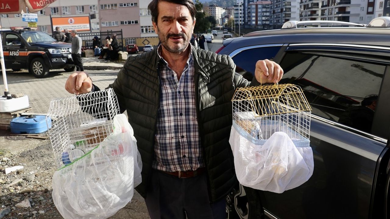 Rize'deki Heyelan Anı Kamerada