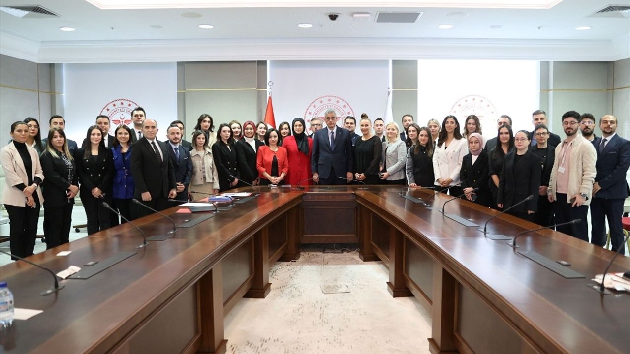 Sağlık Bakanı Memişoğlu'ndan Yeni Aile Sağlığı Merkezi Hedefleri