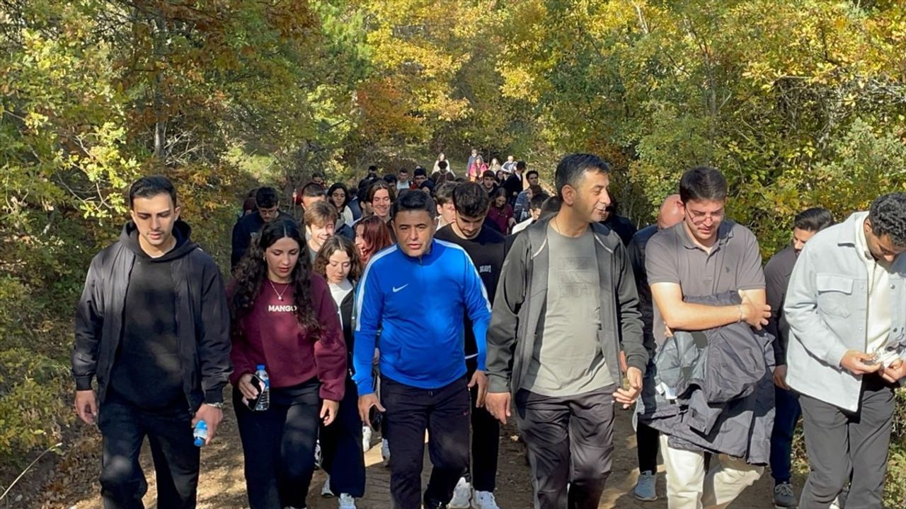 Sakarya'da Gençlerle Ayva Hasadı Etkinliği