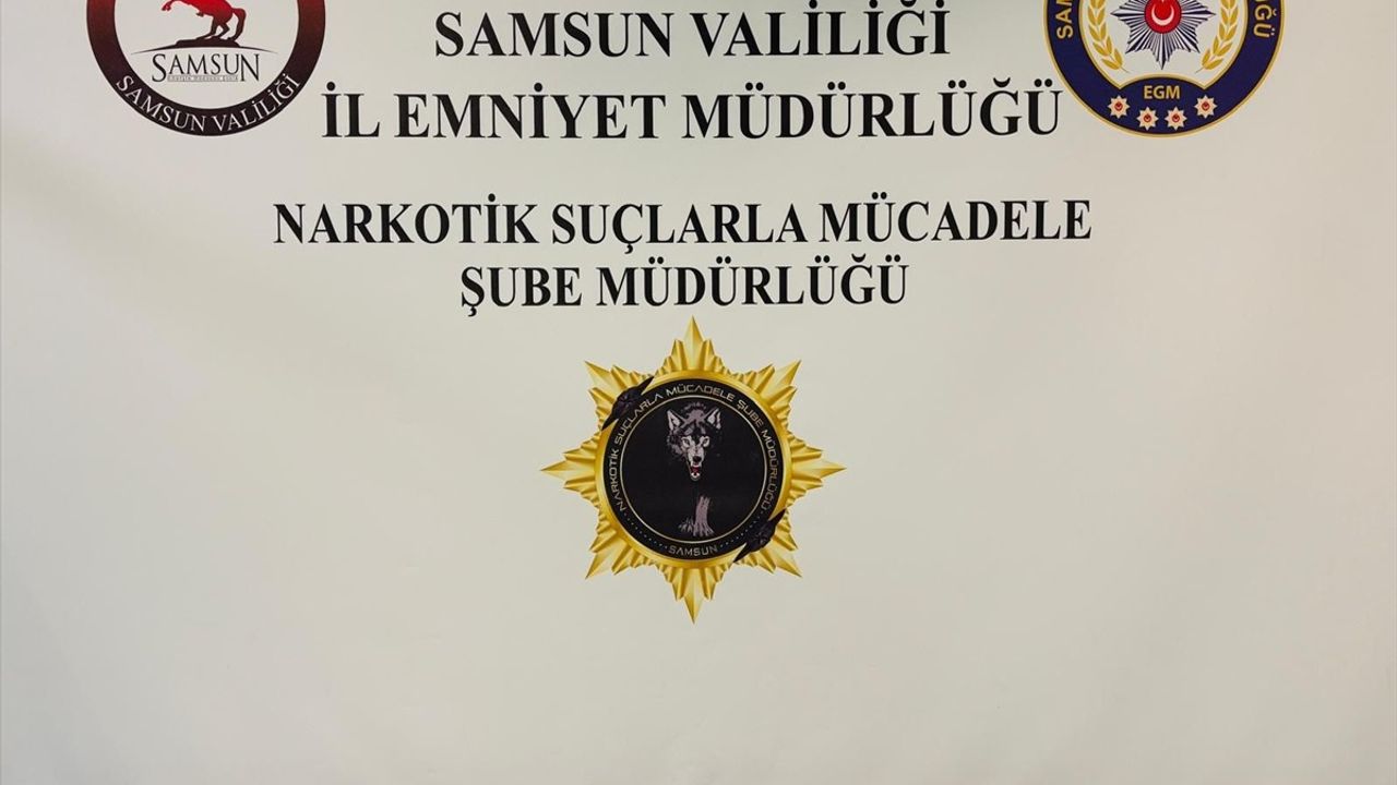 Samsun'da Uyuşturucu Operasyonu: 3472 Sentetik Ecza Hapı Ele Geçirildi