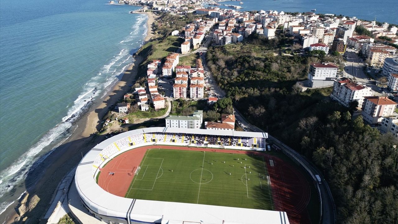 Sinop Şehir Stadı Resmen Açıldı