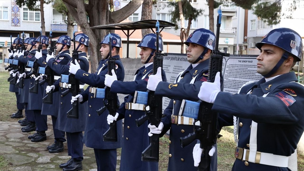 Sinop'ta Şehit Askerler Anıldı