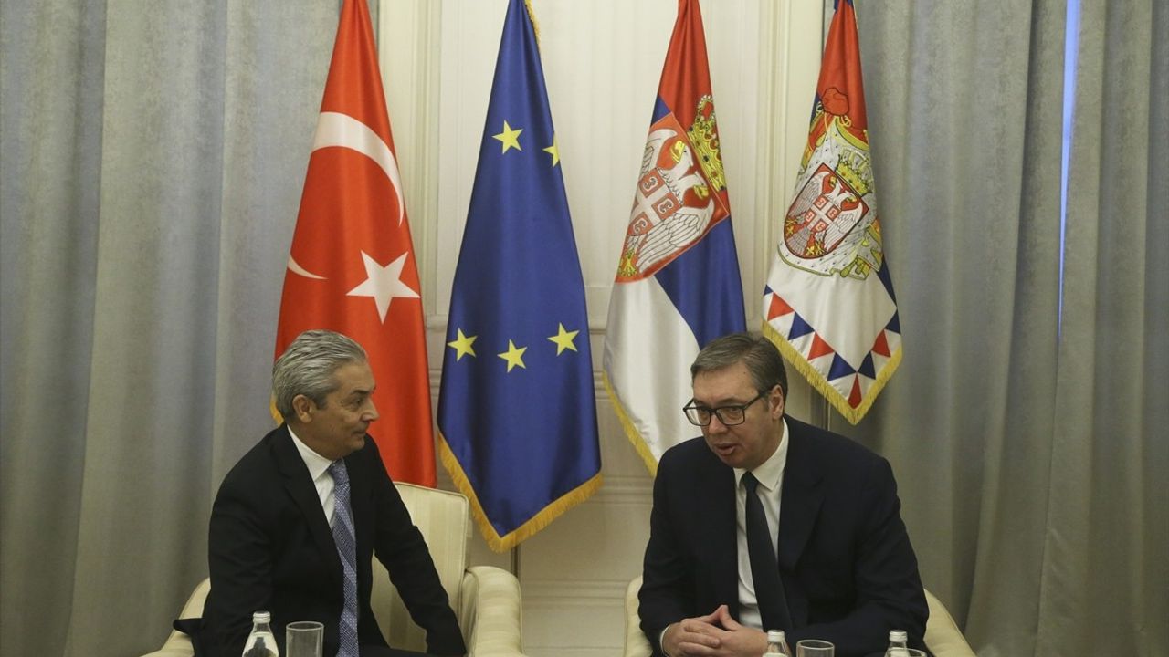 Sırbistan Cumhurbaşkanı Vucic, Türkiye'nin Büyükelçisi Aksoy'u Ağırladı