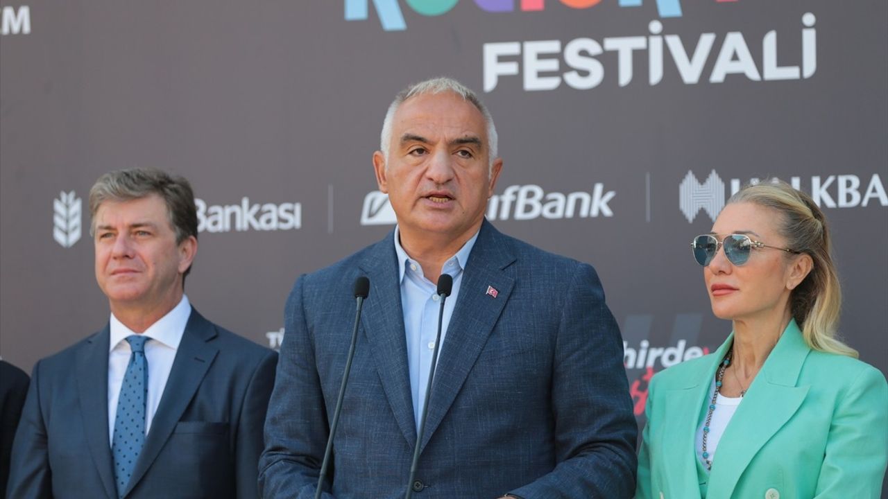 Türkiye Kültür Yolu Festivali Antalya'da Başladı