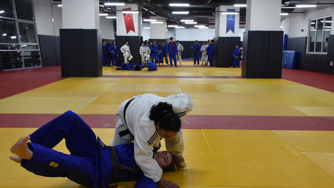 29 Yıl Aradan Sonra Judoya Döndü