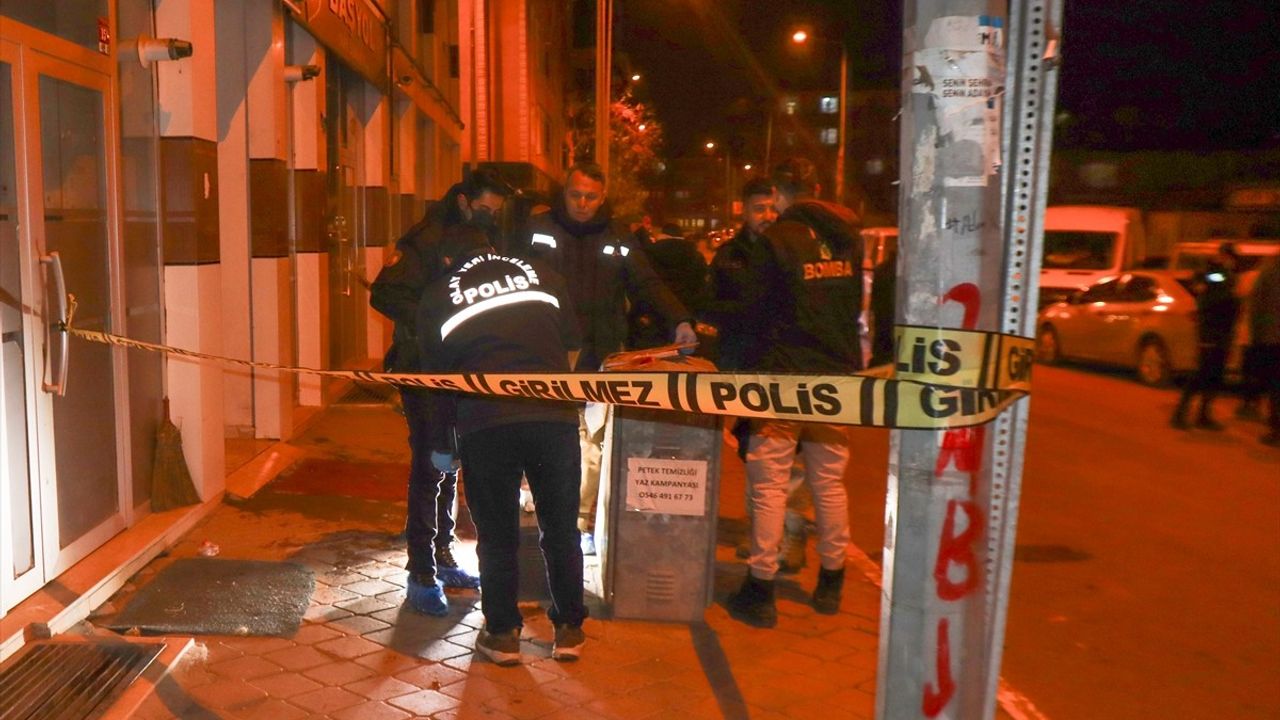 AK Parti Iğdır İl Başkanlığına Saldırı