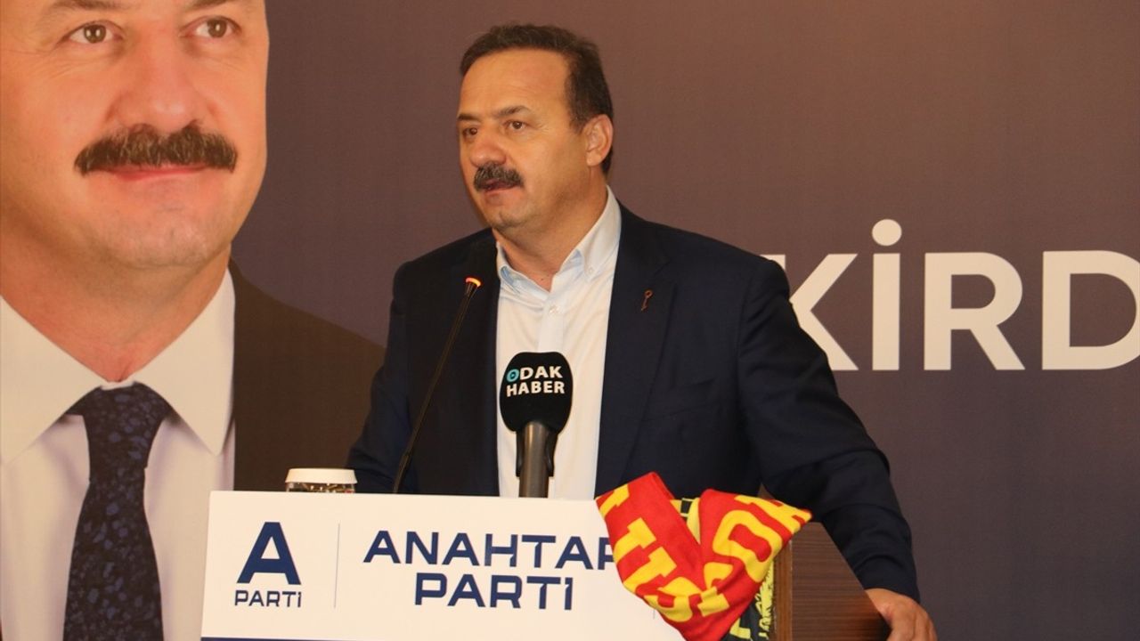 Anahtar Parti Genel Başkanı Ağıralioğlu, Tekirdağ'da Partililerle Buluştu