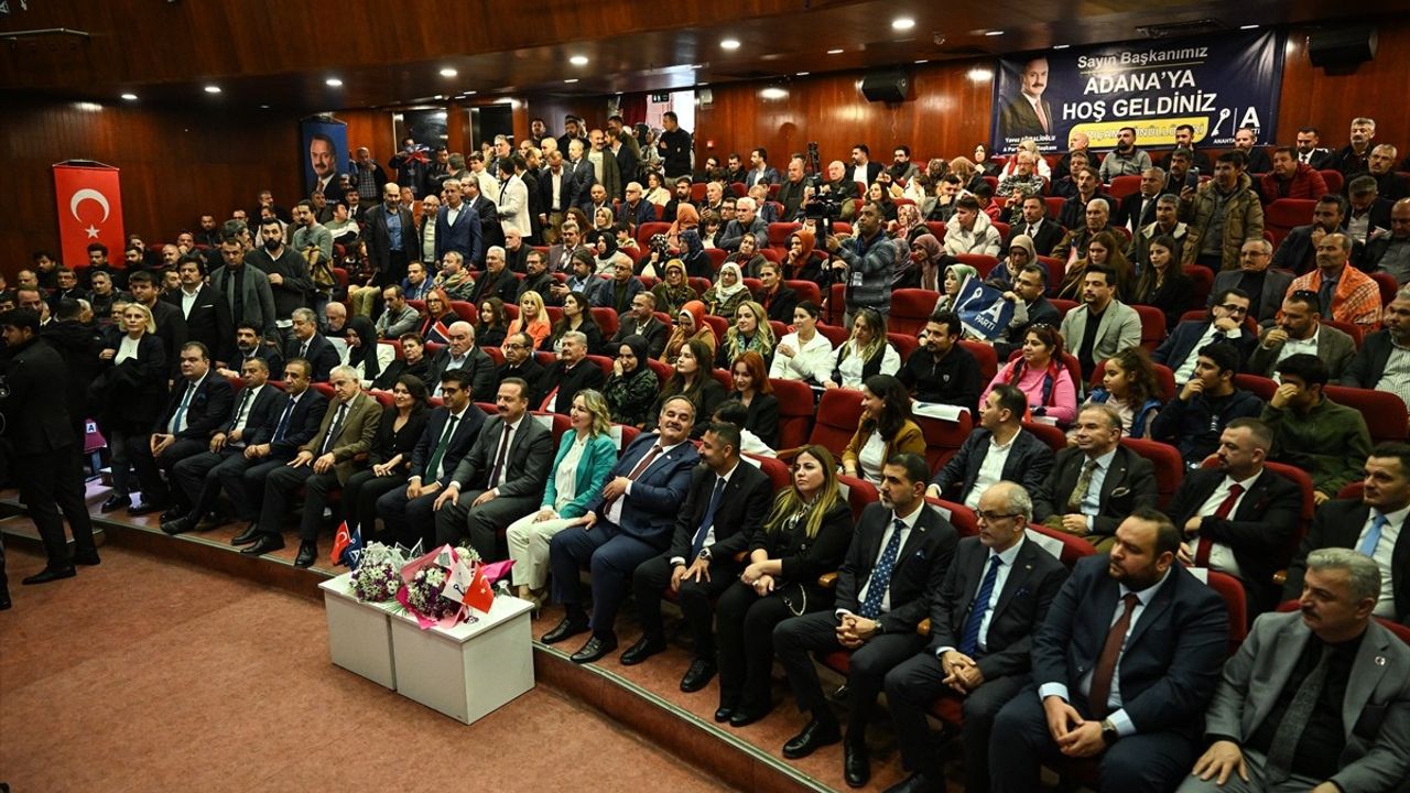 Anahtar Parti Genel Başkanı Yavuz Ağıralioğlu Adana'da Halkla Buluştu