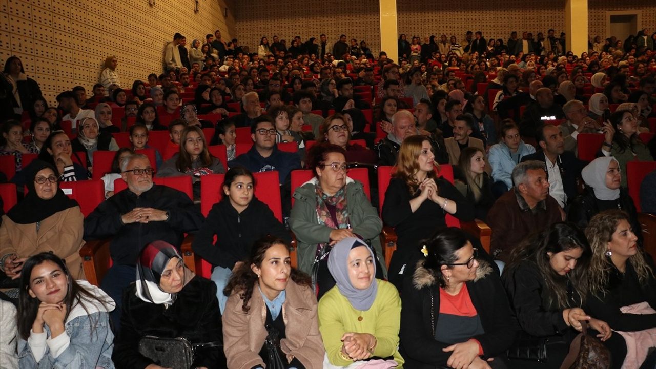 Antakya Medeniyetler Korosu Kilis'te sahne aldı