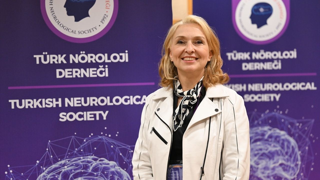 Antalya'da Nörologlar 60. Ulusal Nöroloji Kongresi'nde Bir Araya Geldi