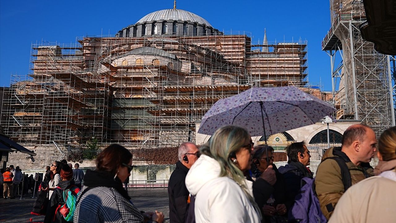 Ayasofya-i Kebir Cami-i Şerifi'nde Kubbe Restorasyonu Başlıyor