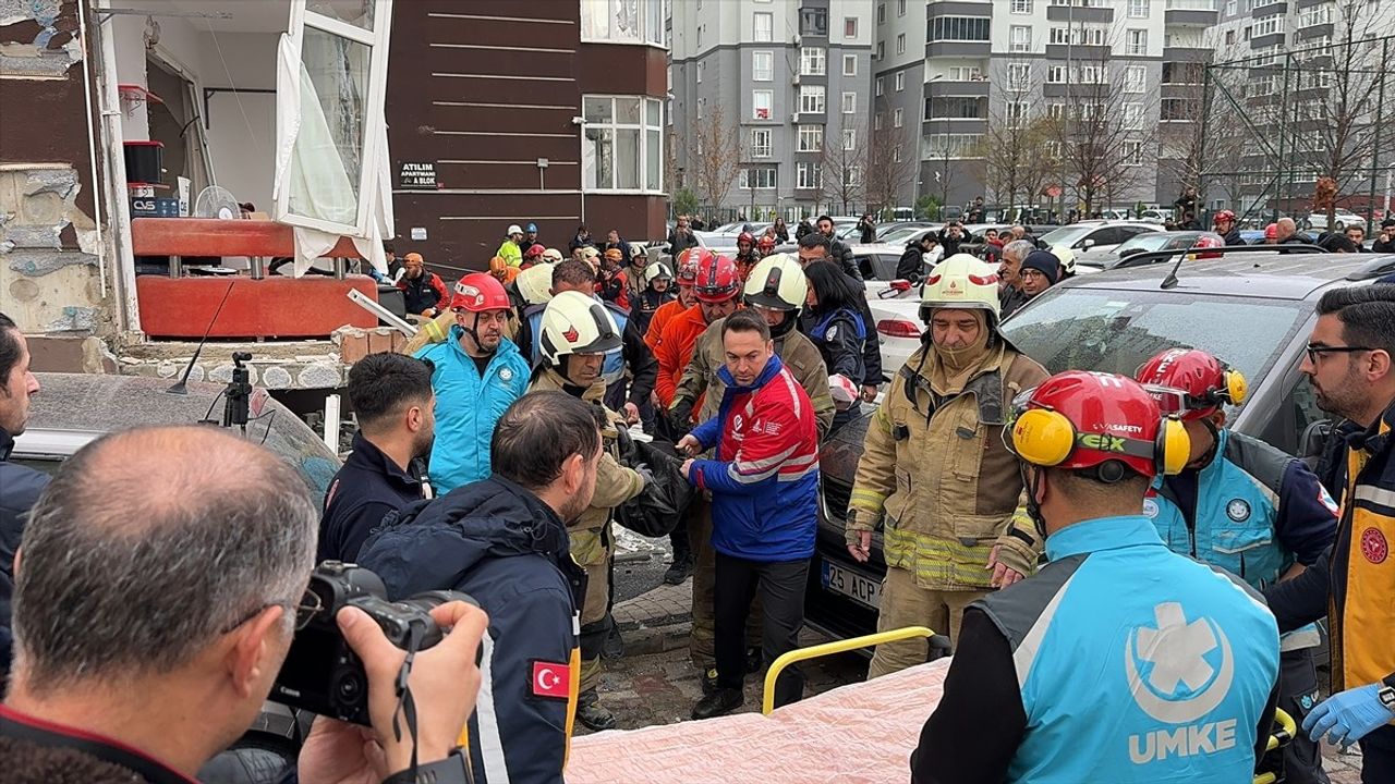 Beylikdüzü'nde Doğal Gaz Patlaması: 1 Ölü, 3 Yaralı