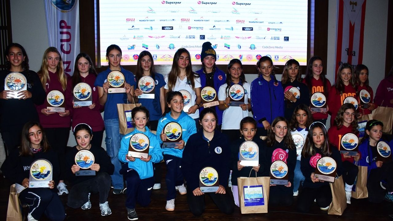 Bodrum'da Yosun Cup Yelken Yarışlarıyla Anılarını Yaşatıyor