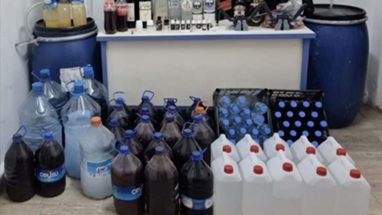 Burdur'da Kaçak İçki Operasyonu: 383 Litre Ele Geçirildi