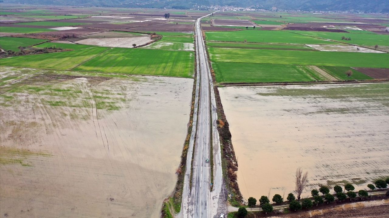 Büyük Menderes Nehri Yağmurla Yeniden Canlandı