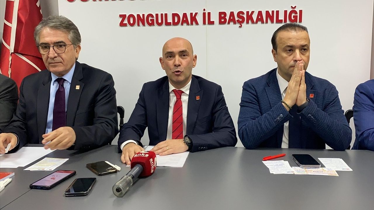 CHP Genel Başkan Yardımcıları Zonguldak'ta Basın Mensuplarıyla Buluştu