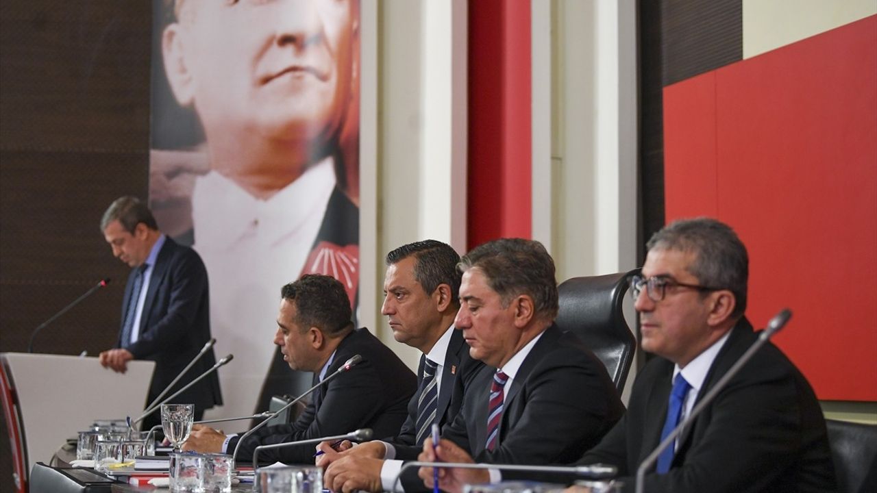 CHP'nin Kapalı Grup Toplantısı Gerçekleşti