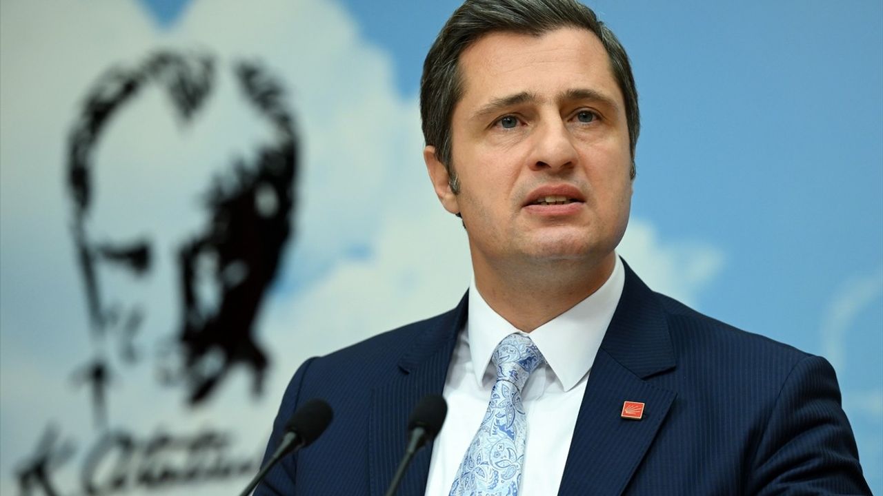 CHP Sözcüsü Yücel, Suriyeli Sığınmacılar ve Ekonomi Üzerine Açıklamalarda Bulundu