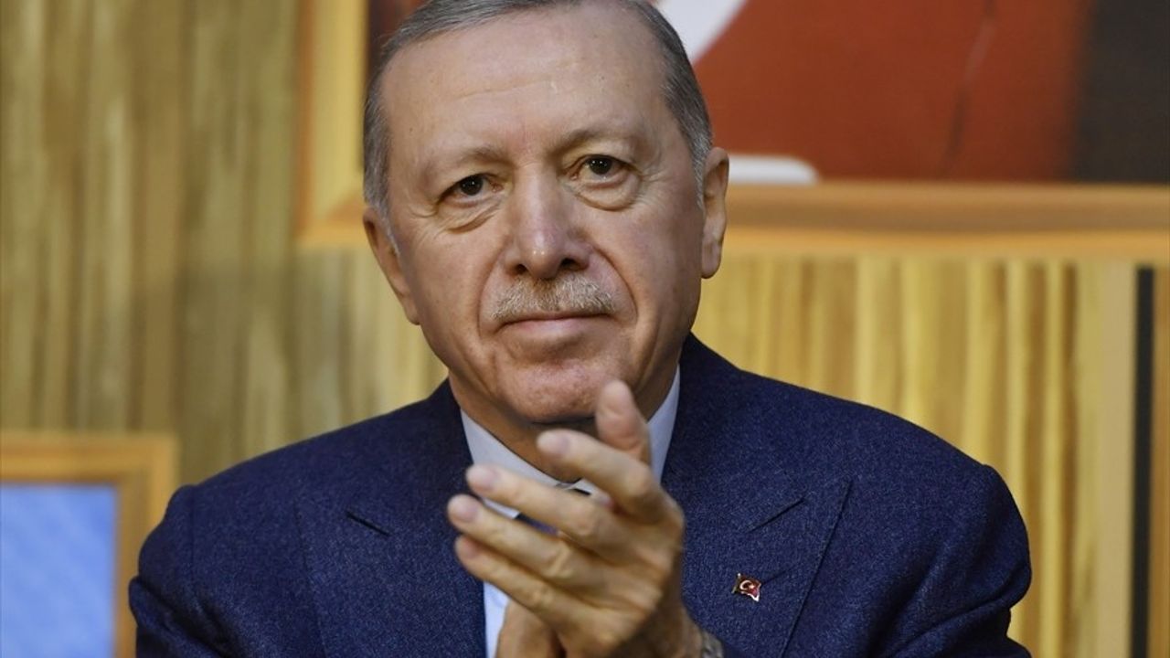 Cumhurbaşkanı Erdoğan, Erzurum'daki Gençlerle Buluştu