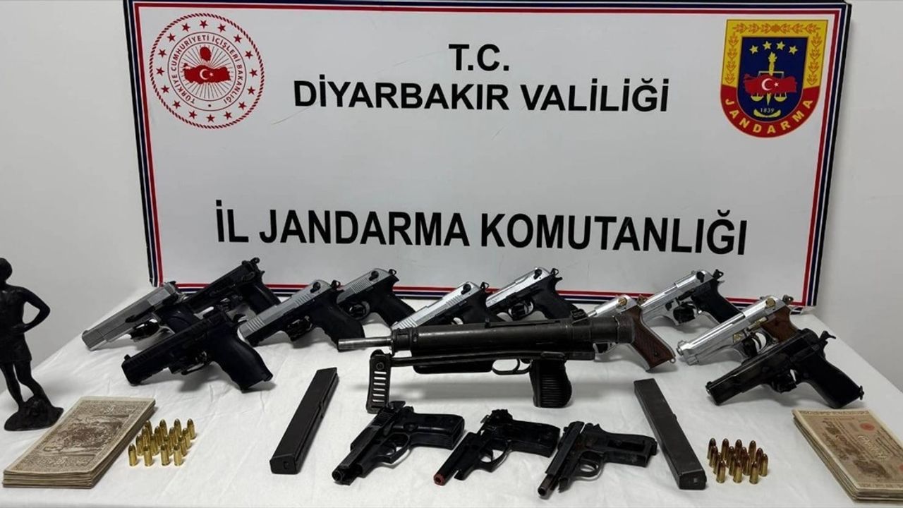 Diyarbakır'da Ruhsatsız Silah Satışına Geçit Yok