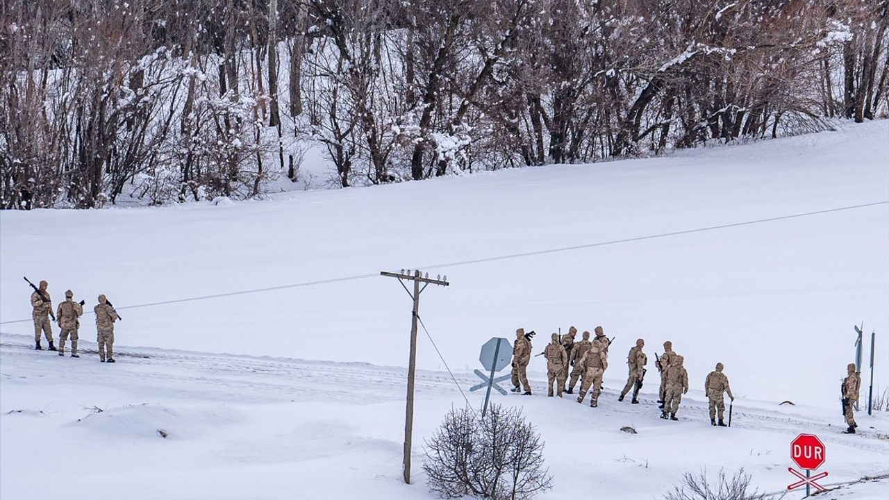 Erzurum'da Kaybolan Öğretmen İçin Arama Çalışmaları Başlatıldı