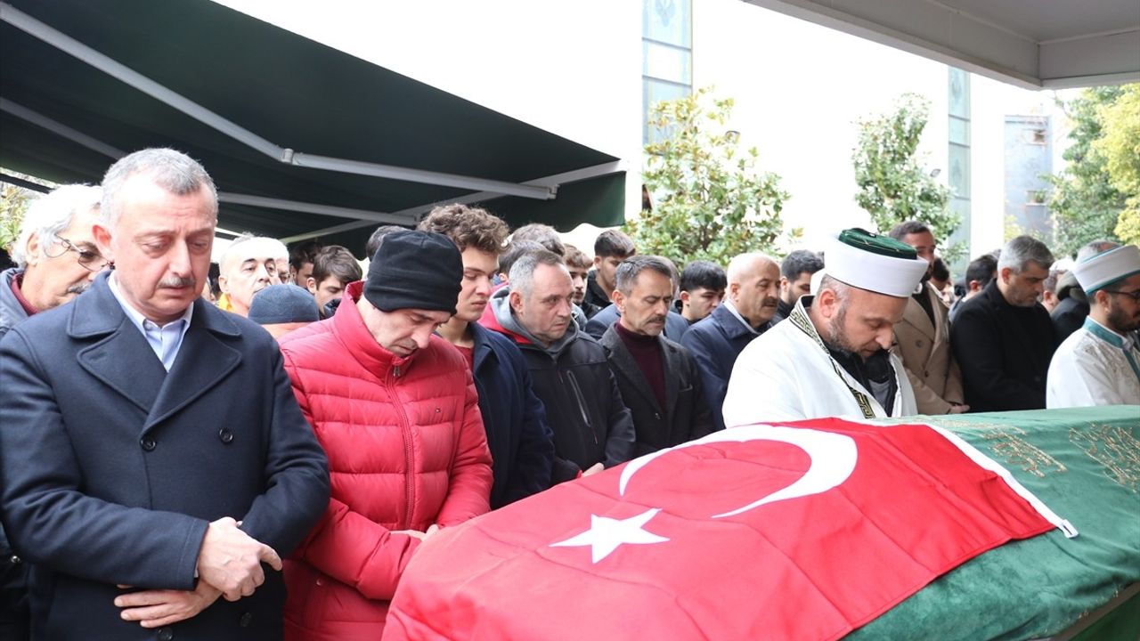 Erzurum'daki Çığ Felaketi Sonrası Emre Yazgan'ın Cenaze Töreni Düzenlendi