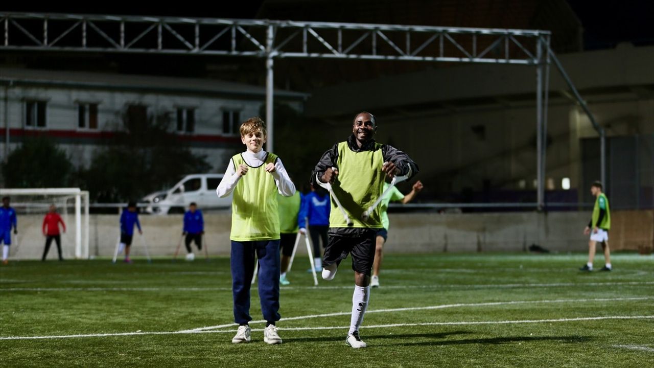 Gebze Belediyesi Ampute Futbol Takımı, Gelecek Sporcuları Yetiştiriyor