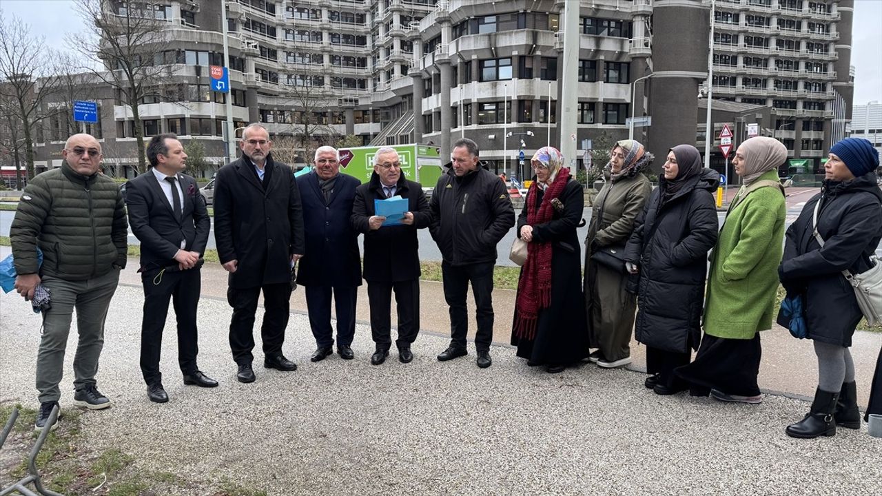 Hollanda'da Türk STK'lar Yasa Tasarısına Tepki Gösterdi