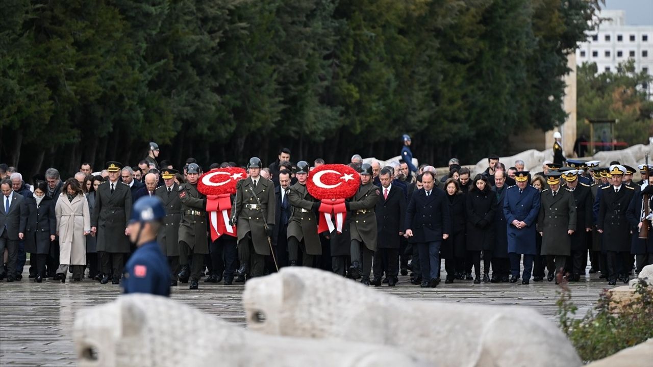 İsmet İnönü'nün Anma Töreni