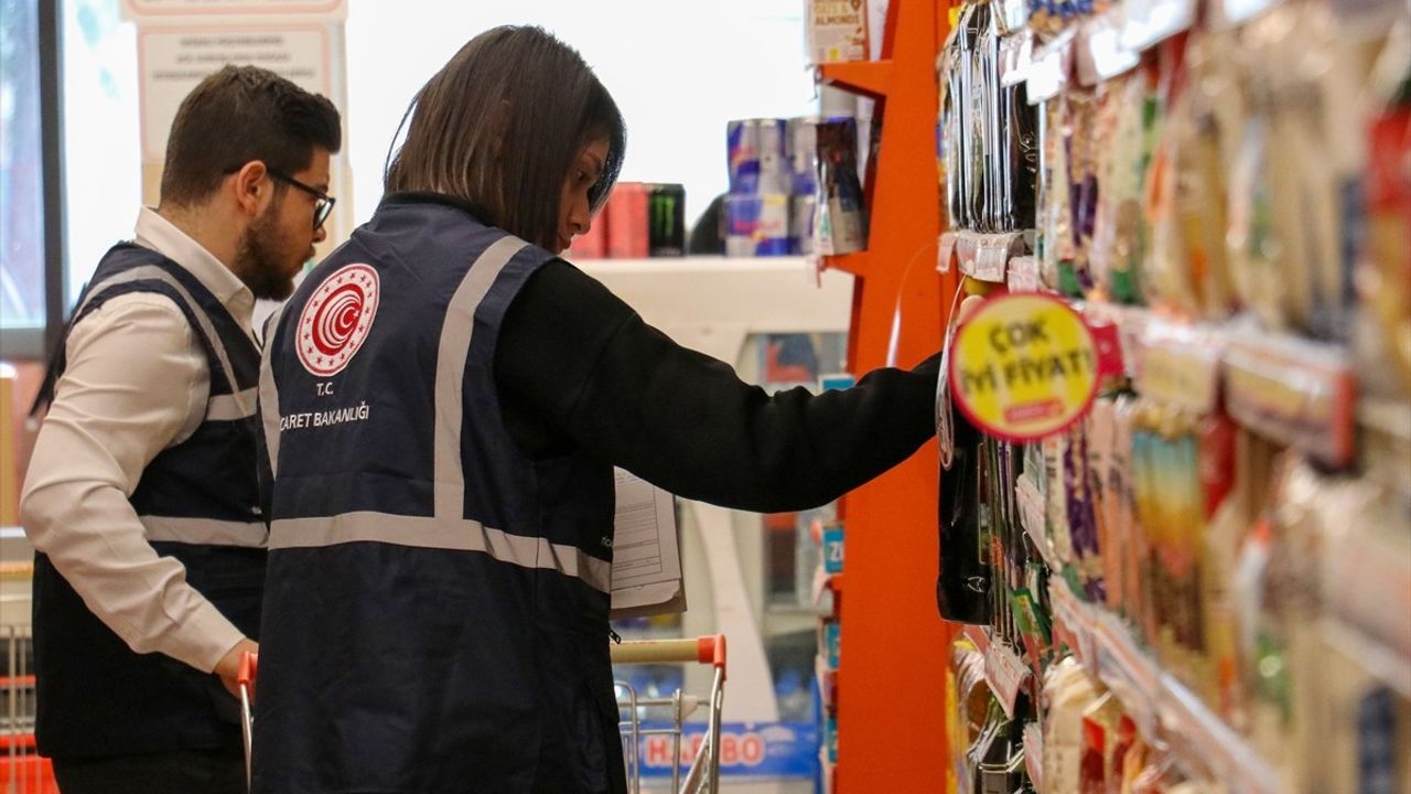 İzmir'de Fiyat Denetimi Uygulamaları