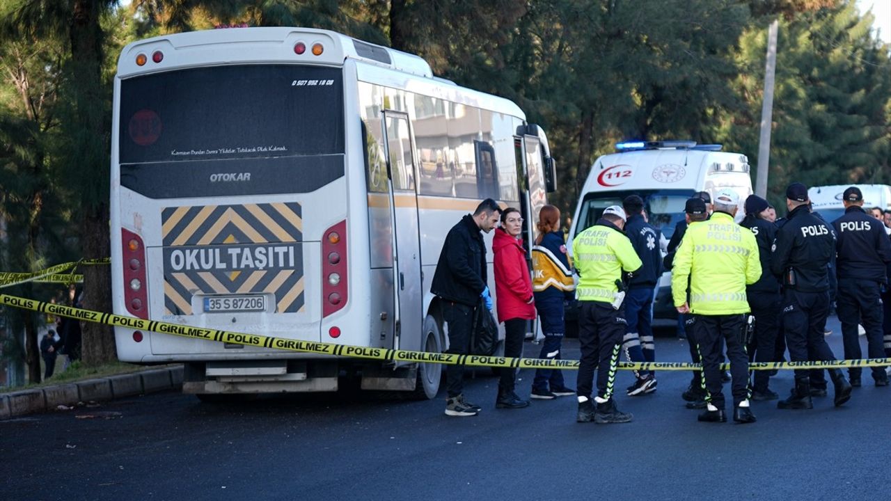 İzmir'de Trafik Kazasında Hayatını Kaybeden Yağmur Özçelebi'nin Anısı