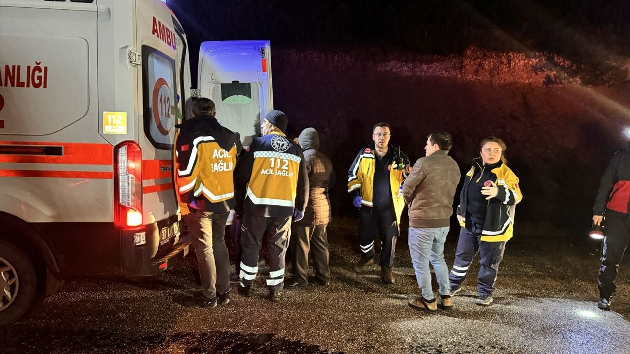 Kastamonu'da Midibüs Kazası: 1 Ölü, 23 Yaralı