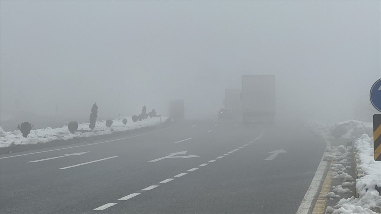 Kastamonu'da Sis Etkisi Sürüyor