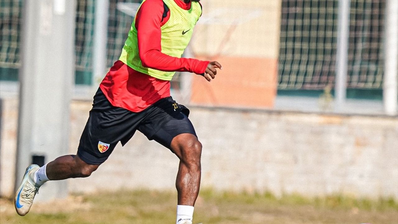 Kayserispor, Galatasaray Maçına Hazırlıklarını Sürdürüyor