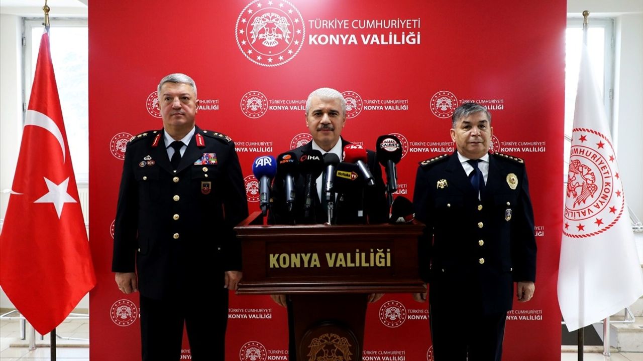 Konya'da Yılbaşı İçin 4 Bin 409 Kolluk Görevlisi Hazır