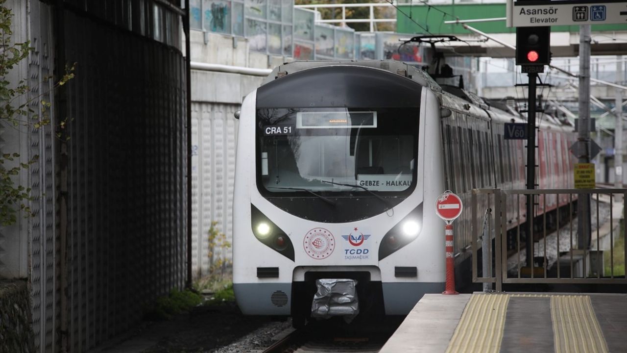 Marmaray Yolcu Rekorunu Tazeledi