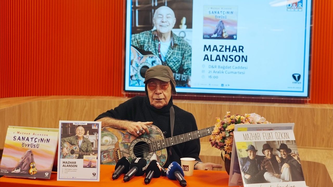 Mazhar Alanson'dan 'Sanatçının Öyküsü' Kitabı