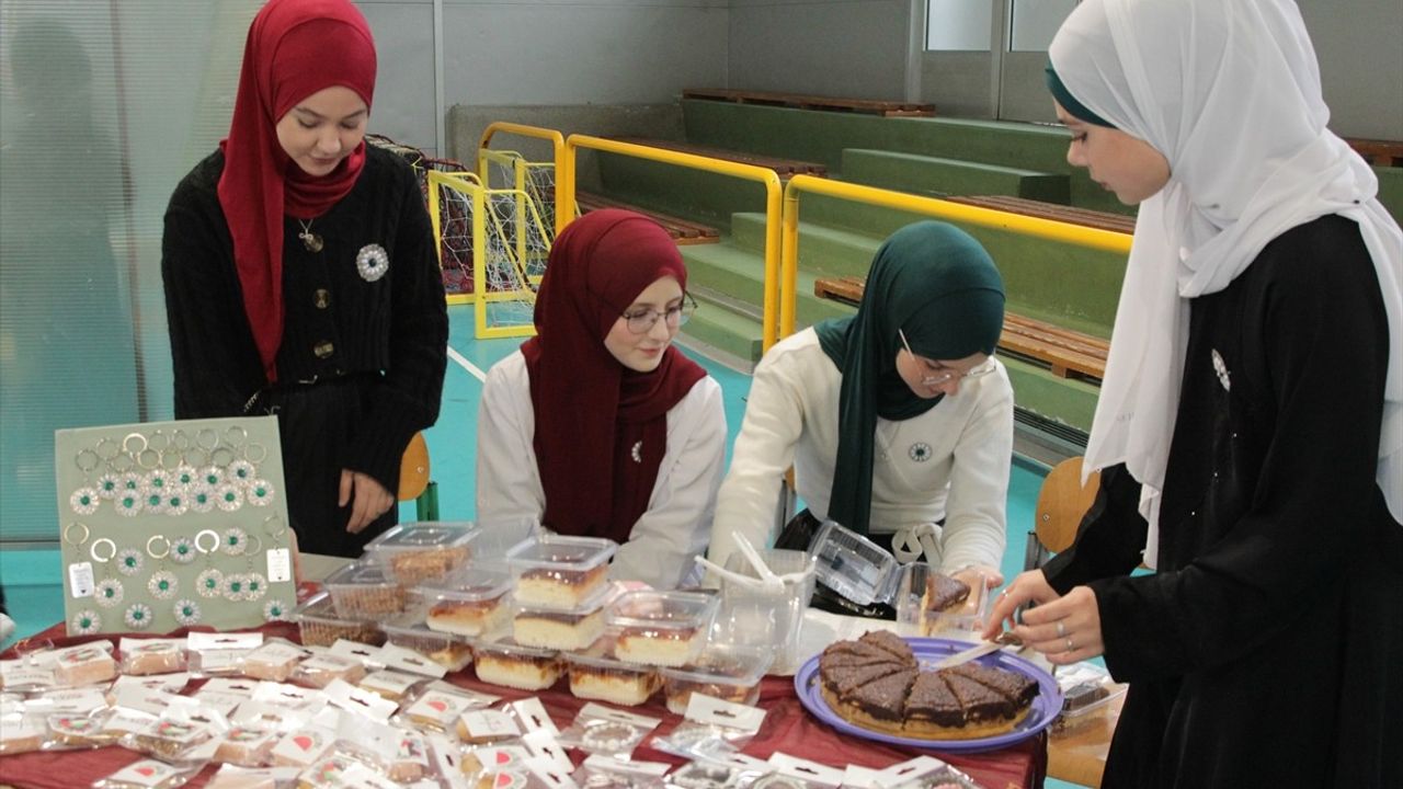 Medrese Öğrencilerinden Filistin'e Destek Kermesi